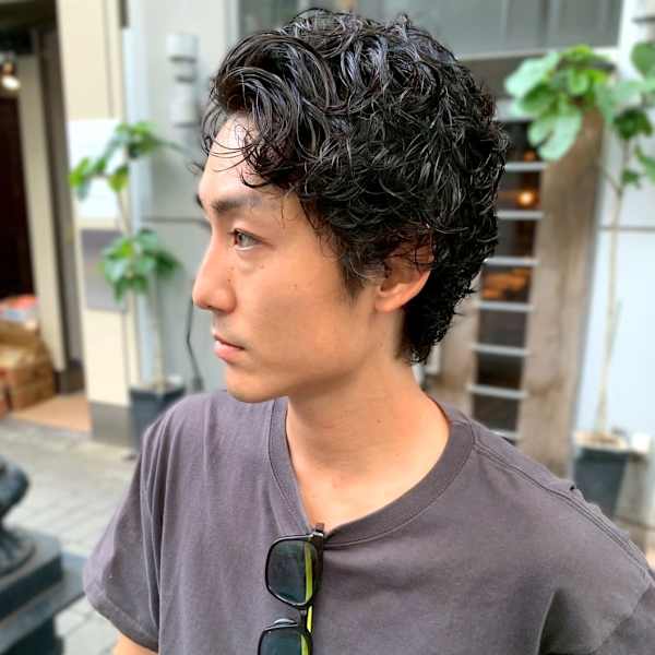 センターパート 波巻きスパイラルパーマ 束感 ミディアム|Lauren&parade並木坂店【髪質改善/カラー】