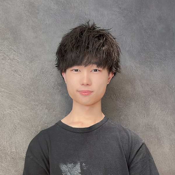 KAINO 深井本店【カイノ フカイホンテン】のスタッフ紹介。川上 諒
