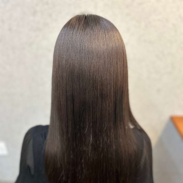 ナチュラル艶ストレート