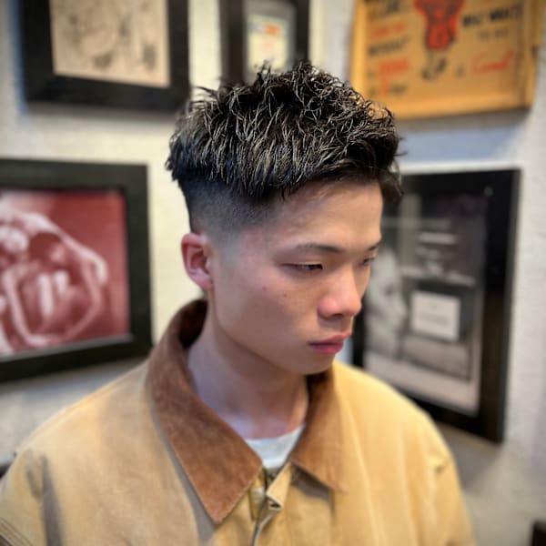 フェザーアップローフェード