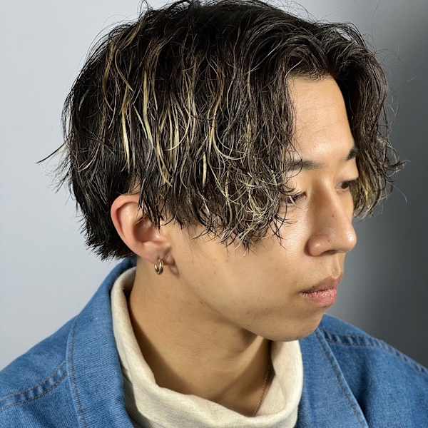 ツイストスパイラルパーマ×メッシュ