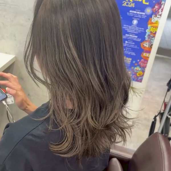 【'BEBE(ベベ)／札幌市・大通・狸小路】カラー