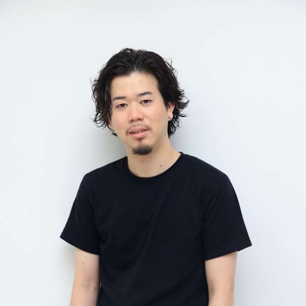 HAIR MAKE NEWYORK 千駄木店【ヘアー メイク ニューヨーク センダギテン】のスタッフ紹介。中野 健人
