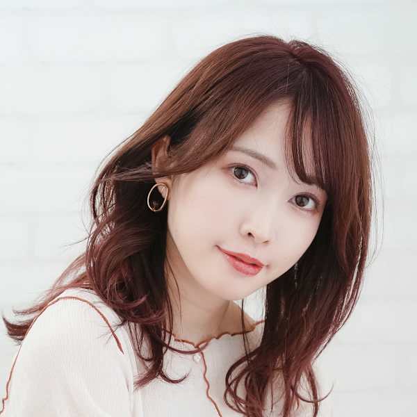 顔まわりカットセミロング×ピンクベリーベージュ|grace hair dressing 鷹匠