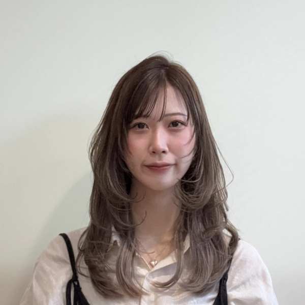 KAINO いずみおおつCITY店【カイノ イズミオオツシティテン】のスタッフ紹介。橋本 侑香
