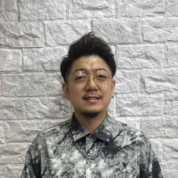 KAINO 梅田店【カイノ ウメダテン】のスタッフ紹介。池田 亮太