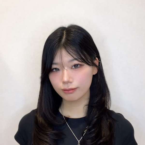 KAINO イオンモール新小松店【カイノ イオンモールシンコマツテン】のスタッフ紹介。福本 樹里
