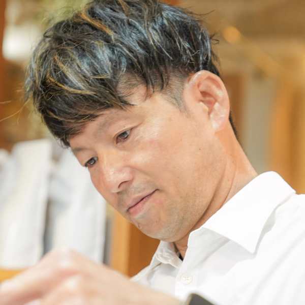 ポワル理美容室【ポワルリビヨウシツ】のスタッフ紹介。福原　良治