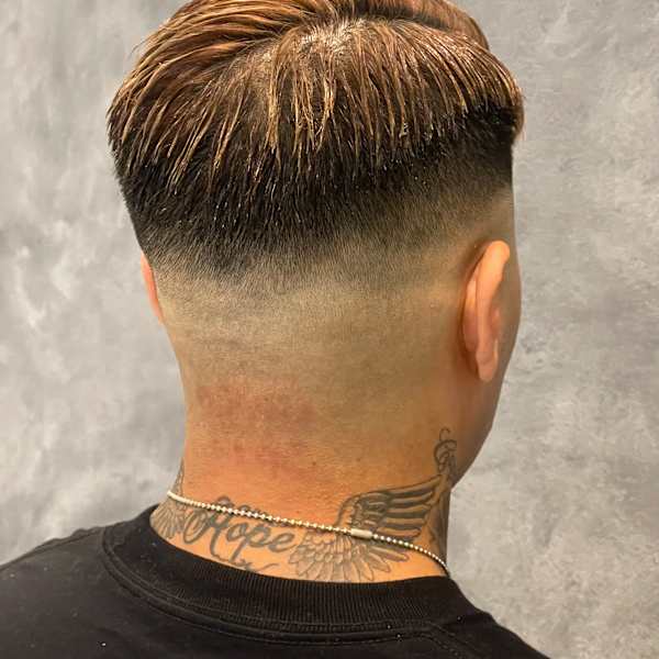 スキンフェード×フェザーアップ