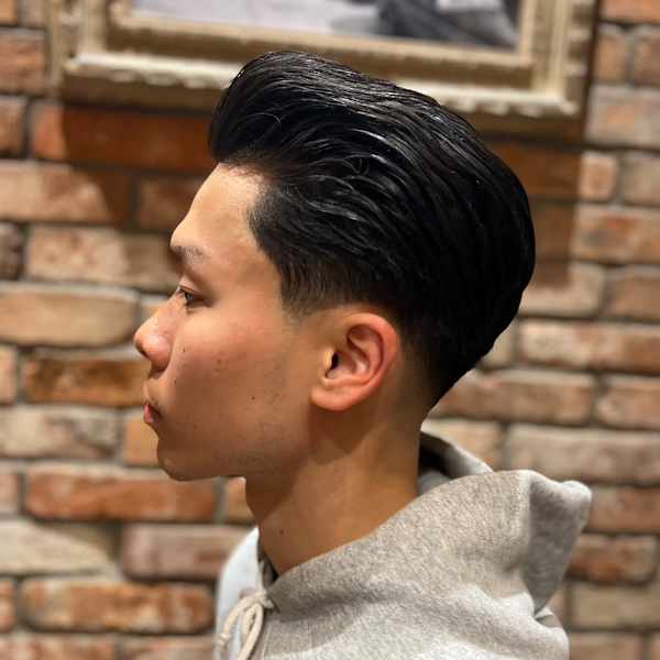 ポンパドール×テーパーフェード