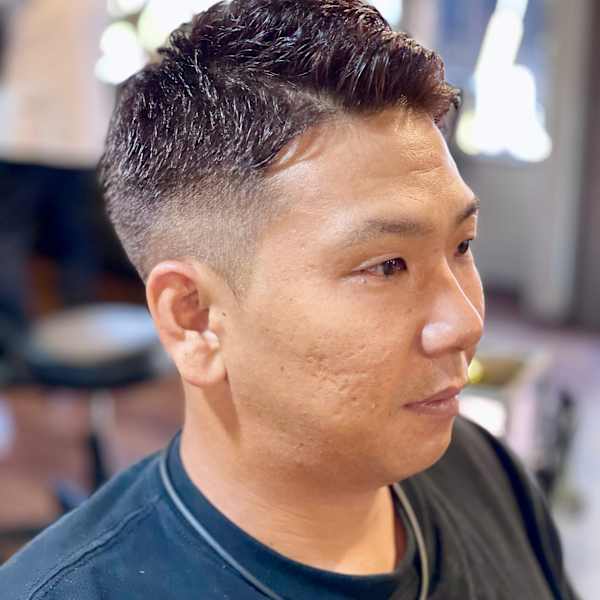 【フェード × ショート】仕事も休日もキマる万能ヘアー