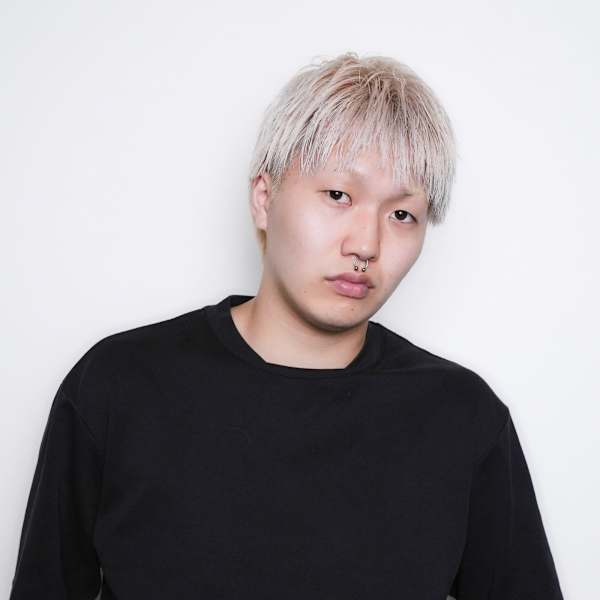 男性専門美容室 growth 天神店【ダンセイセンモンビヨウシツ グロウ テンジンテン】のスタッフ紹介。SYUTA　	