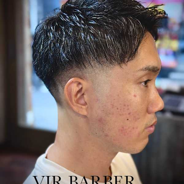 【束感ショート × フェード】清潔感のあるビジネススタイル|VIR BARBER