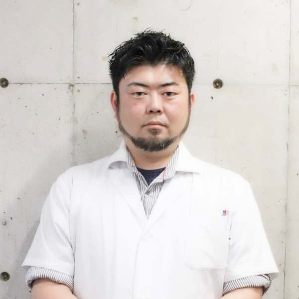 @110 BARBER SHOP CONTINENTAL【ワンワンオー バーバー ショップ コンチネンタル】のスタッフ紹介。MATUO 2枠目