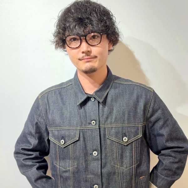 トリートヘアデザイン千葉店【トリートヘアデザインチバテン】のスタッフ紹介。齋　龍太郎 【千葉】