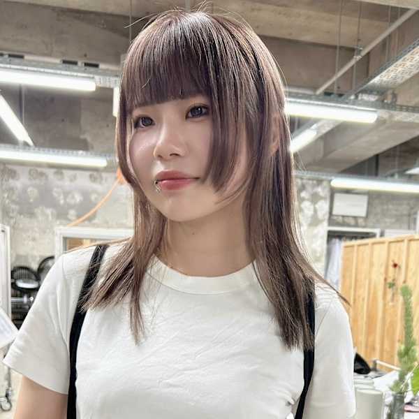 ブリーチアッシュブラウン/ミルクティーブラウン|in.