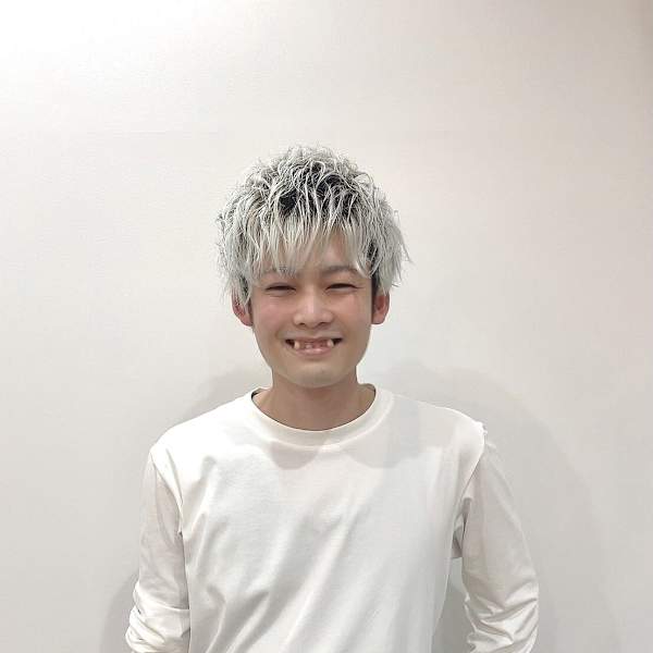 cast 三宮【キャストサンノミヤ】のスタッフ紹介。Ryuju
