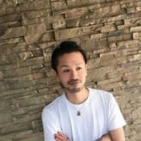 SHAMPOO BOY 宮崎駅前店【シャンプーボーイ ミヤザキエキマエテン】のスタッフ紹介。塩井川 毅