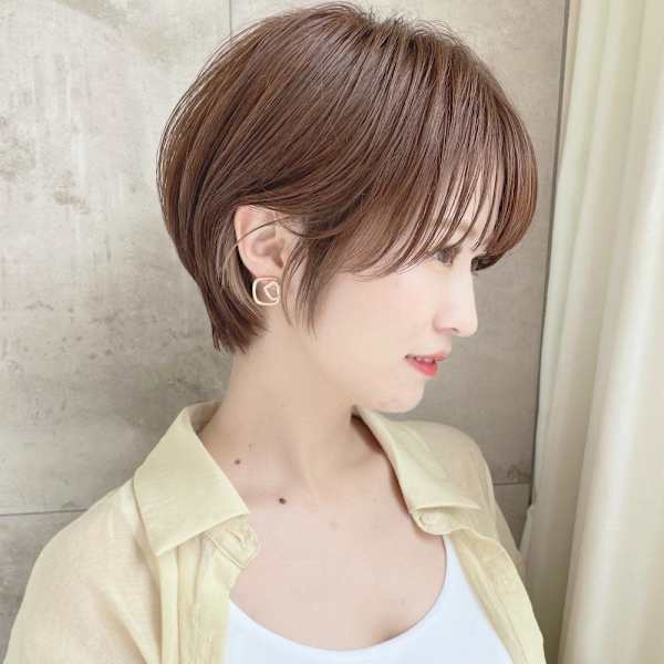 ショートボブ髪型30代40代50代前髪あり前髪無し面長丸顔