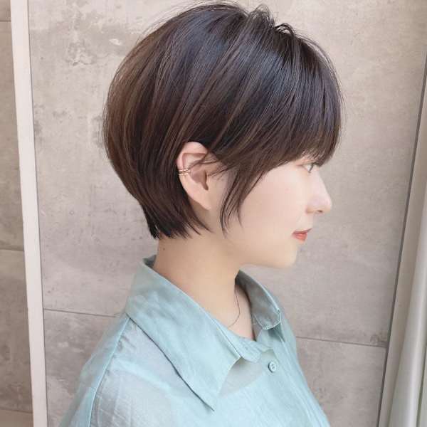 ショートボブ髪型30代40代50代前髪あり前髪無し面長丸顔