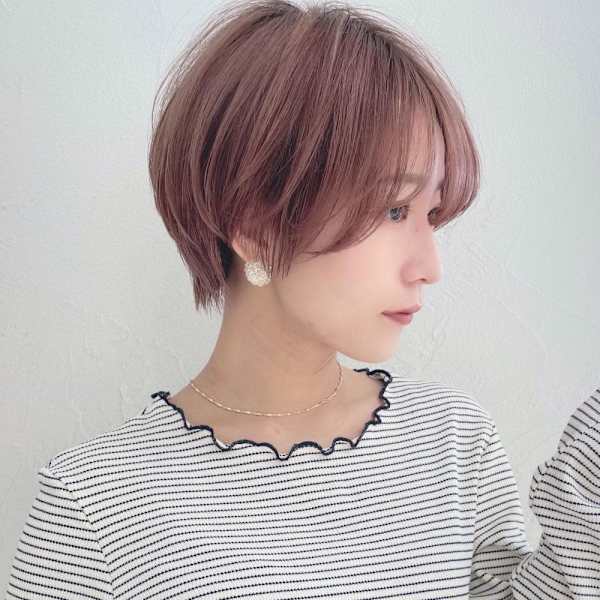 ショートボブ髪型30代40代50代前髪あり前髪無し面長丸顔