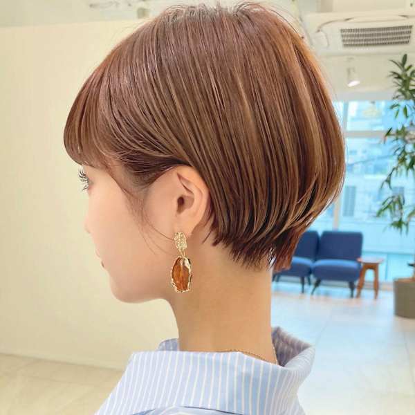 ショートボブ髪型30代40代50代前髪あり前髪無し面長丸顔