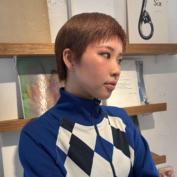 コンパクトなベリーショート