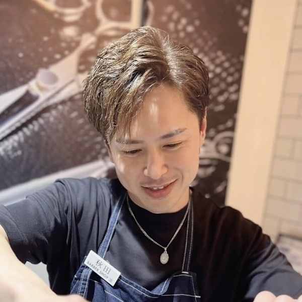 BARBERshop涼 桜新町店【バーバーショップリョウ サクラシンマチテン】のスタッフ紹介。秋田 友斗