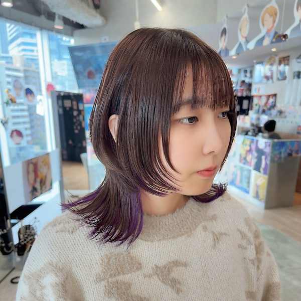 ウルフカット インナーカラー 