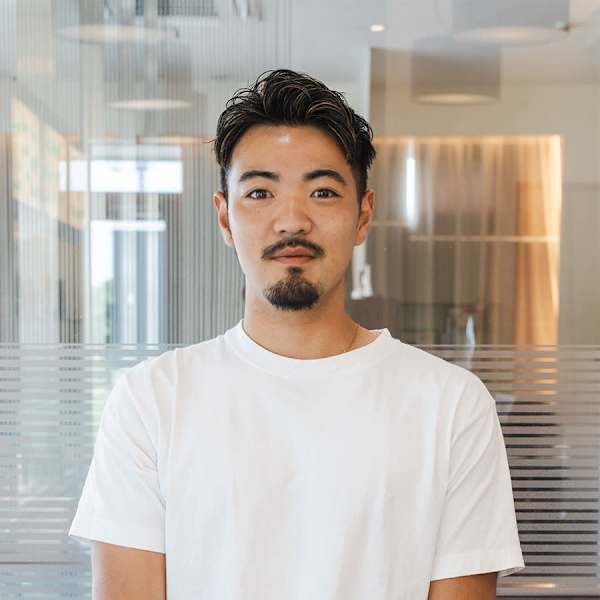 Beautissimo 入間【ビューティシモ イルマ】のスタッフ紹介。柴崎優人