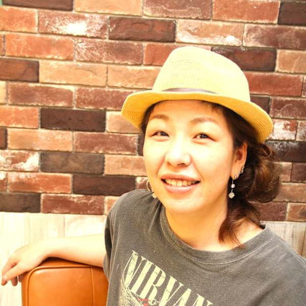 BAPOS Hair Salon【バポス ヘアーサロン】のスタッフ紹介。伊東 由香子