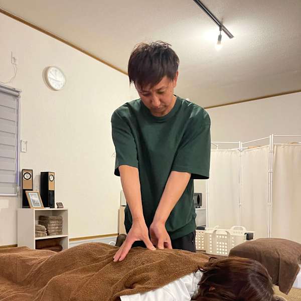 手もみ屋匠 高来町峰店【テモミヤタクミ タカキチョウミネテン】のスタッフ紹介。カズニイ