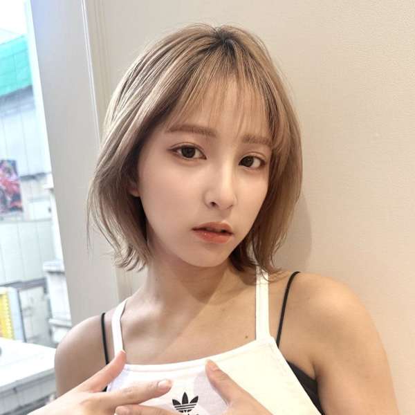 ハイトーンボブ×パーマ風ボブ