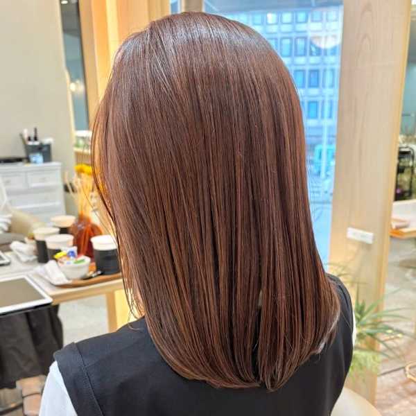 縮毛矯正 艶髪 ミディアム レイヤーカット グレージュカラー