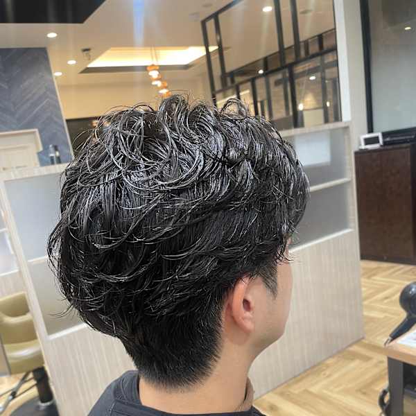 毛流れパーマです