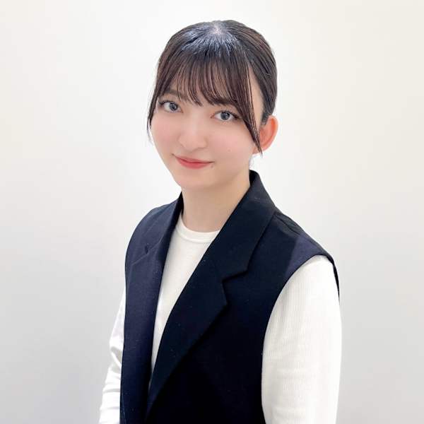 BEAUTY GENE professional 二子玉川店【ビューティジーンプロフェッショナル フタコタマガワテン】のスタッフ紹介。ヨコヤマ