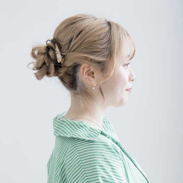 #お団子ヘアアレンジ #ハイトーンカラー #エンドカラー