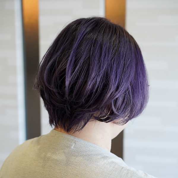 ラベンダーバイオレット×レイヤーハンサムショート