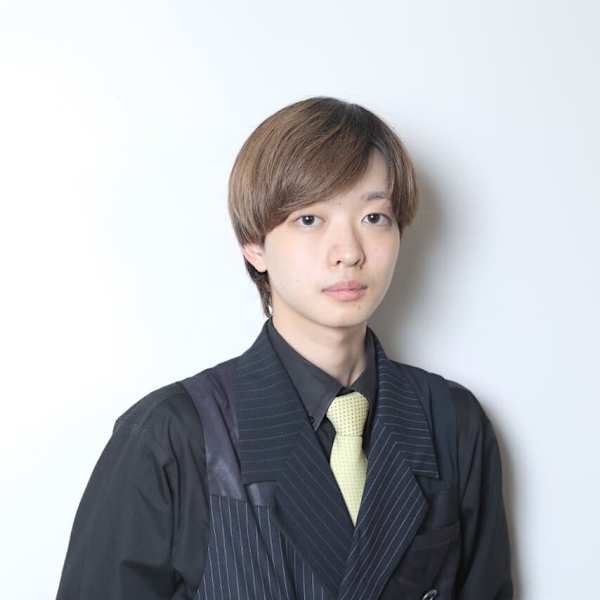 LAVIE NEW STANDARD BARBER 五反田店【ニュウスタンダードバーバーゴタンダテン】のスタッフ紹介。KAMIGAHIRA NAGISA