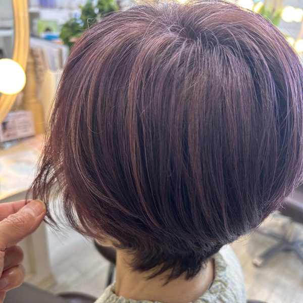 脱白髪染めハイライトピンク