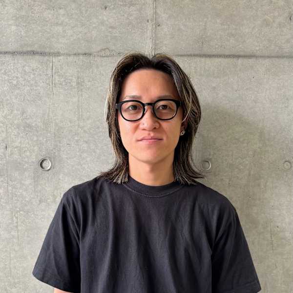 メンズサロン IVY 池袋【メンズサロン アイヴィー イケブクロ】のスタッフ紹介。佐藤 将史