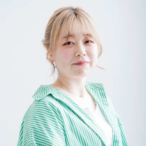 #お団子ヘアアレンジ #ハイトーンカラー #エンドカラー