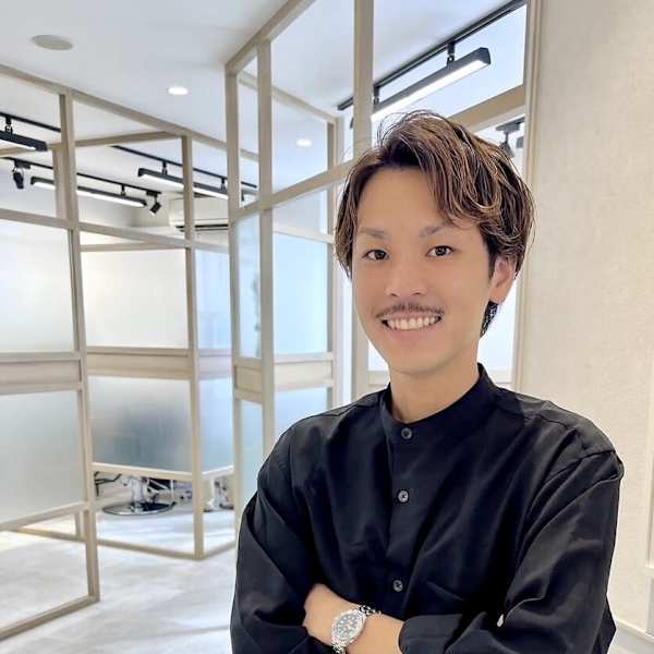 tocca hair&treatment 津田沼店【トッカ ヘアアンドトリートメント ツダヌマテン】のスタッフ紹介。天野 涼