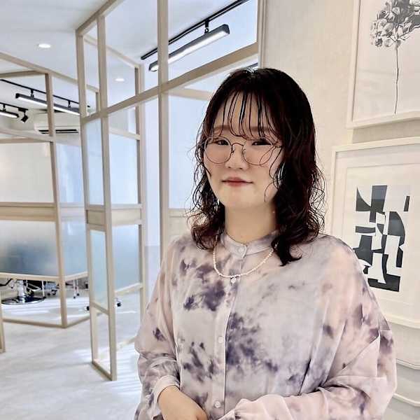 tocca hair&treatment 津田沼店【トッカ ヘアアンドトリートメント ツダヌマテン】のスタッフ紹介。西野 美空