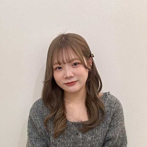 francesca.bob【フランチェスカドットボブ】のスタッフ紹介。rinka