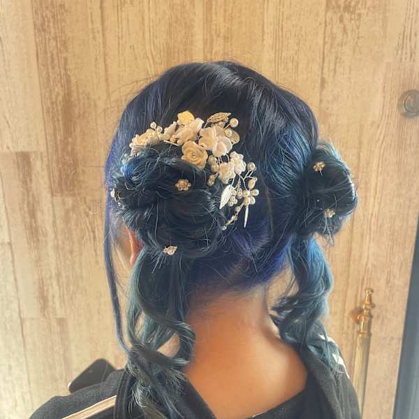 お団子ツインテール