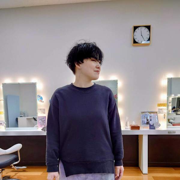 シャンプーボーイTAKEO【シャンプーボーイタケオ】のスタッフ紹介。永安 智美