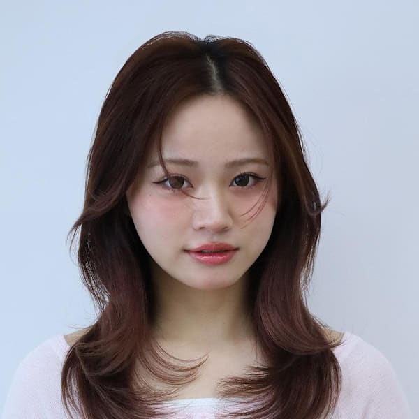 レイヤーカット×くびれヘア|EARTH/A 南柏店