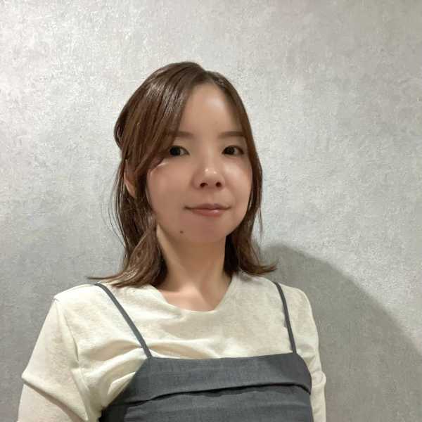 SenN hair＋eye【セン ヘアプラスアイ】のスタッフ紹介。Nakamoto Natsuki