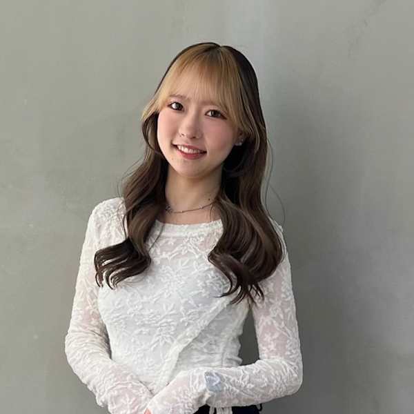 La fith hair lino 三宮店【ラフィス ヘアー リノ サンノミヤテン】のスタッフ紹介。上野日菜莉
